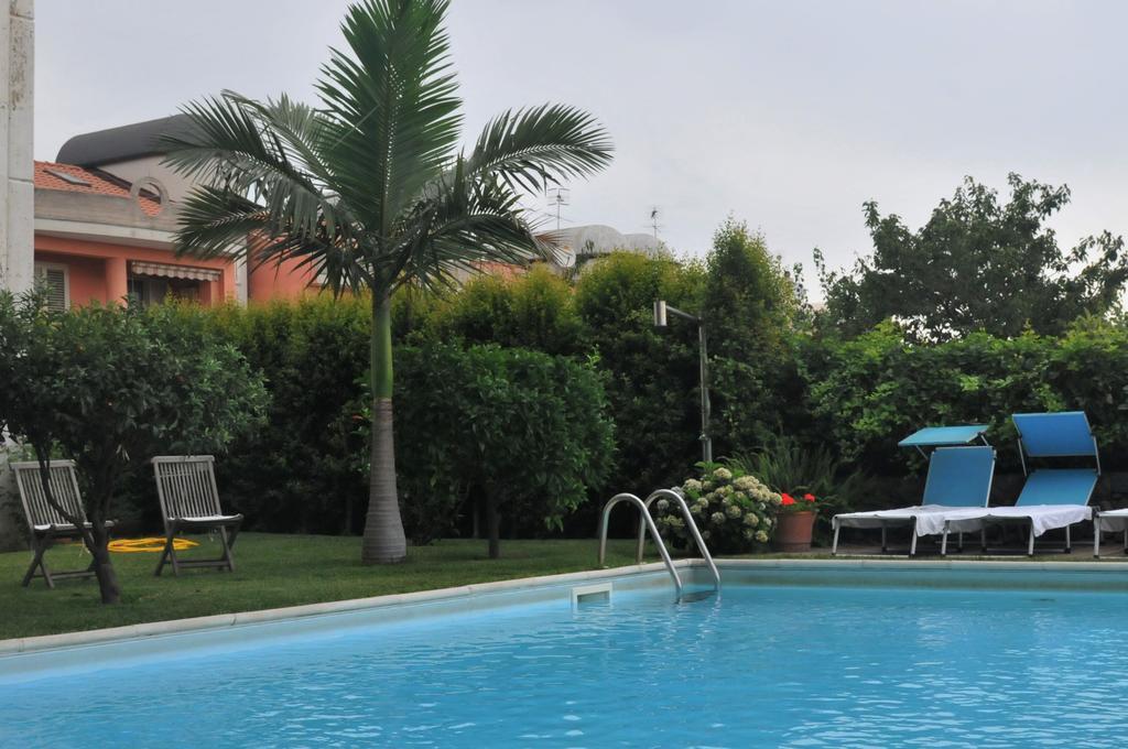 Villa Tranquilla Riposto ภายนอก รูปภาพ