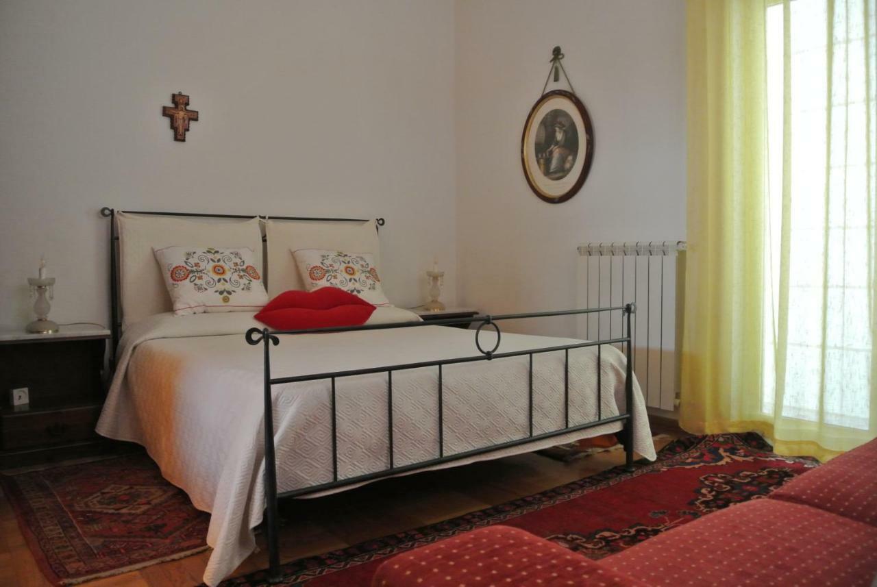Villa Tranquilla Riposto ภายนอก รูปภาพ
