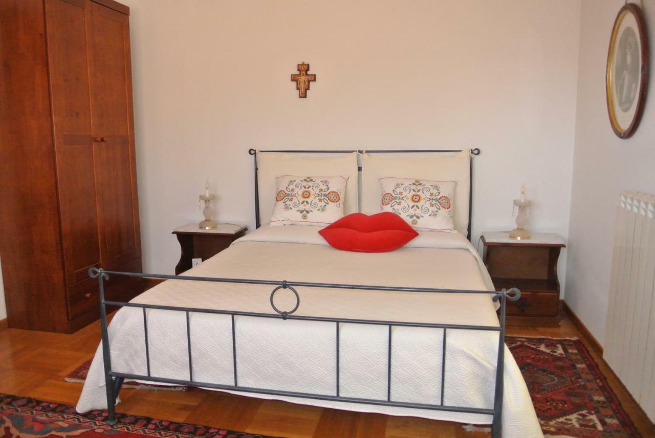 Villa Tranquilla Riposto ภายนอก รูปภาพ